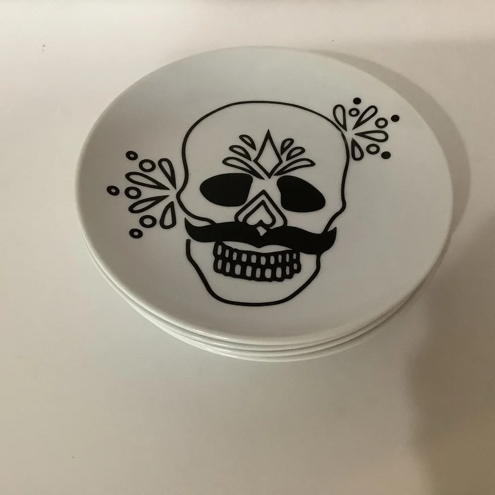 Crate & Barrel Set Of 4 Morelia Rico DAY OF THE DEAD Sugar Skull 6” RoundPlates